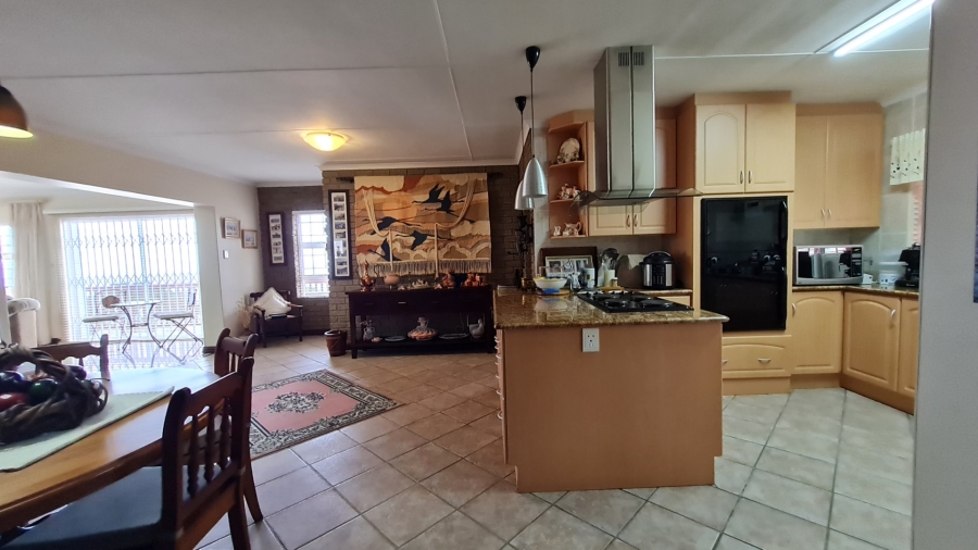 4 Bedroom Property for Sale in Dana Bay Western Cape